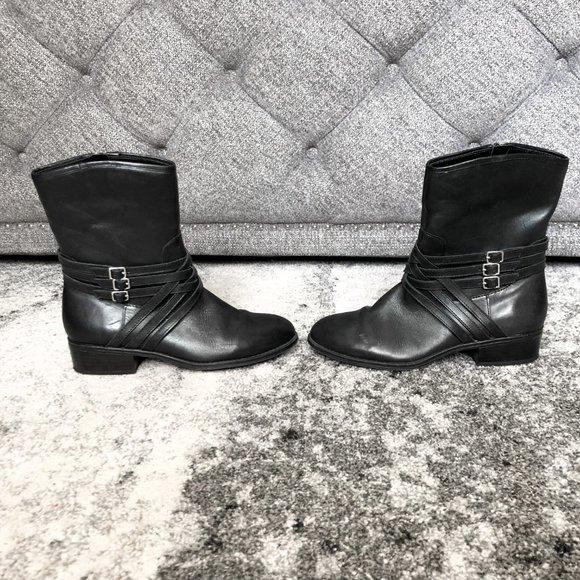 NWOT Ralph Lauren Black Leather Maya Ankle Boots - Picture 3 of 8